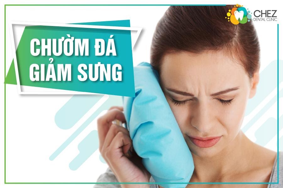 Chườm đá sau khi làm Implant giúp giảm sưng đau